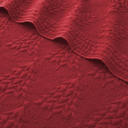 Reversible Christmas Tree Bedspread Set - King Size Red Quilted Bedding with Shams - Holiday Decor