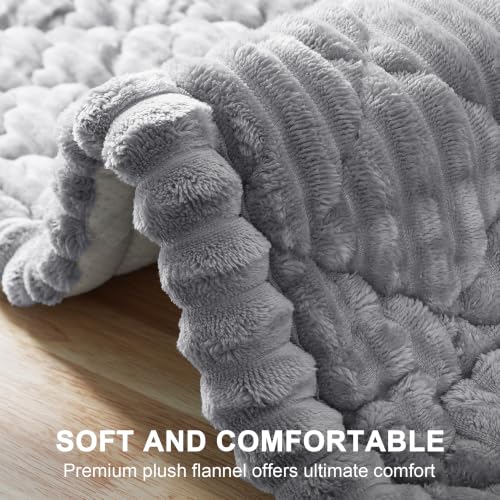 Waterproof Dog Couch Cover - Non-Slip Pet Sofa Protector, Light Grey 27.6"x70.9"