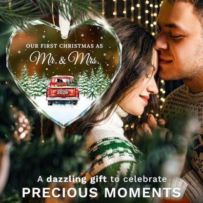 First Christmas Married Ornament 2026 - Mr & Mrs Wedding Keepsake - Variation 1st Mr & Mrs 2