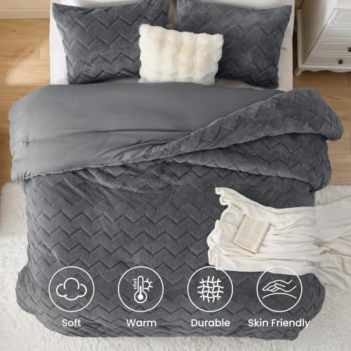 Love's Cabin Reversible Fleece Queen Comforter Set with W-Pattern - Grey