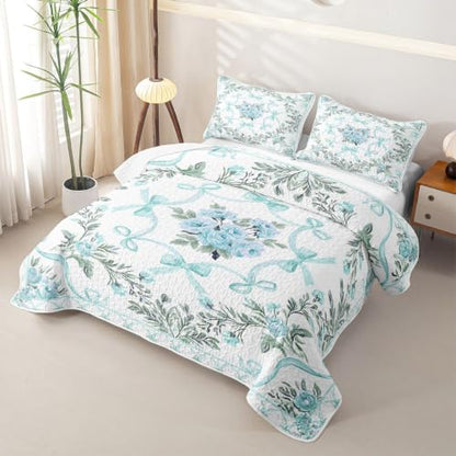 Light Blue Full Size Quilt Set with Floral Print - All Season Bedding for Kids & Teens