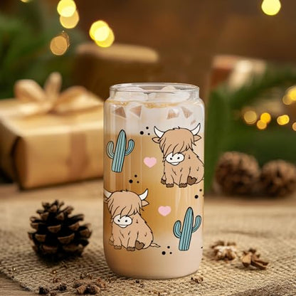 Highland Cow Mug - Rustic Glass Cup with Lid, Straw & Gift Box for Cow Lovers