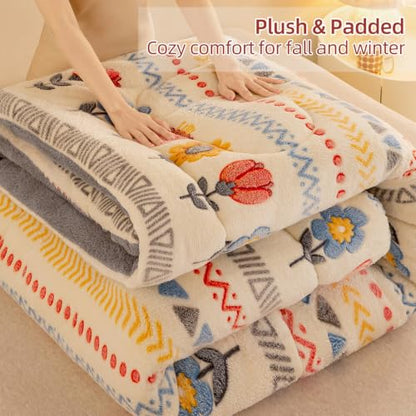 Queen Boho Floral Plush Comforter - Warm & Fluffy Winter Bedding