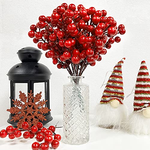 Grandeal 25 Pack Red Berry Stems Waterproof Holiday Decor for Christmas Tree Wreath Wreaths & Garlands - Standard