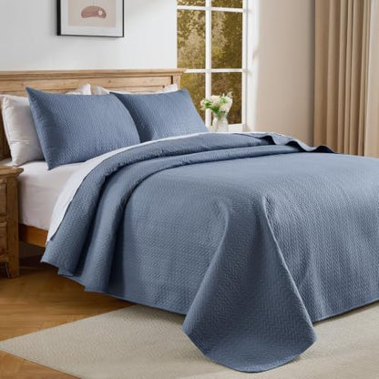 Navy Blue Twin Quilt Set with Pillow Sham - Modern Coin Pattern All-Season Bedspread