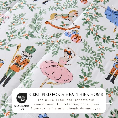 Twin/Twin XL Holiday Comforter Set - All Season Down Alternative Bedding - Nutcracker Pattern
