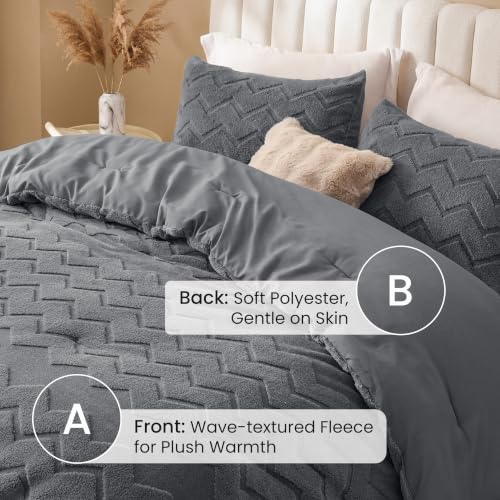 Love's Cabin Reversible Fleece Queen Comforter Set with W-Pattern - Grey