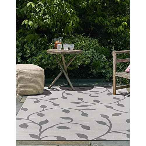 Unique Loom Outdoor Botanical Collection Area Rug - Botanical (3' 3" x 5' 1" Rectangle, Gray/ Silver)