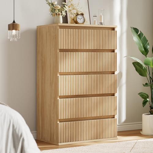6-Drawer Fluted Dresser in Natural Oak - Tall Deep Drawers, Handleless Modern Wood Chest