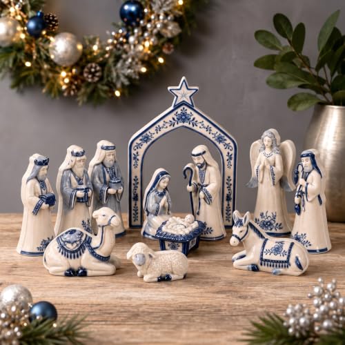 Chinoiserie Blue and White Wooden Nativity Set - 13 Pieces Mini Manger Decor