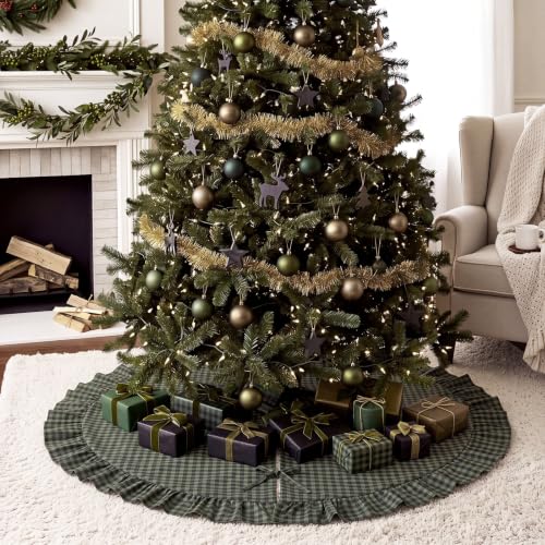 Dark Forest Green Gingham Christmas Tree Skirt with Ruffled Border - 48 Inch, Variation of Forest Green / 48 in