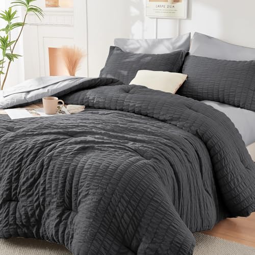 HYMOKEGE Dark Grey/Light Grey California King Comforter Set Seersucker 7 Pieces, All Season Luxury Bed in a Bag for Bedroom, Bedding Set with Comforter, Sheets, Pillowcases & Shams