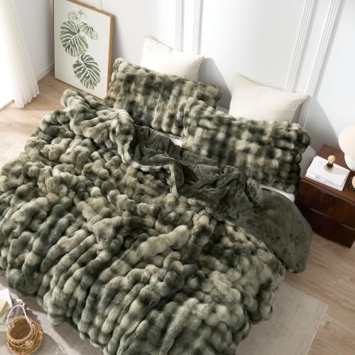 Queen Coma Inducer Snowball Bunny Comforter Set - Oversized Green