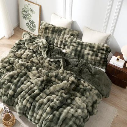 Queen Coma Inducer Snowball Bunny Comforter Set - Oversized Green