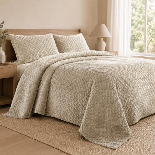 Beige Velvet Cal King Quilt Set 106x118 with 2 Pillow Shams - Fluffy Slumbers