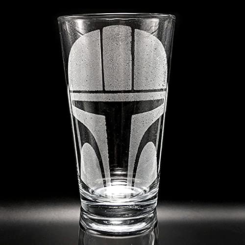 MANDALORIAN HELMET Engraved Pint Glass | Inspired by Mandalorian | Great Gift Idea!