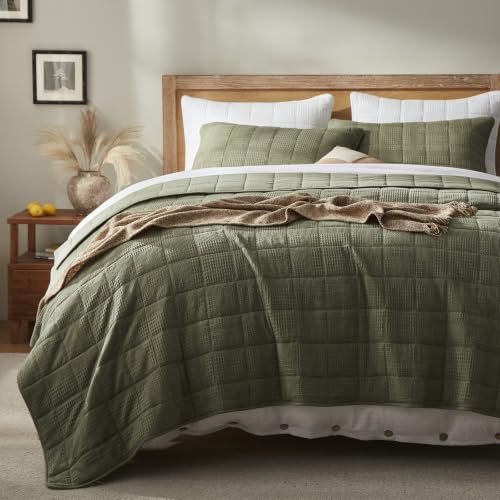 Cotton Waffle Quilt Set - Cal King 118x106 Olive Green, 3 Piece All-Season Bedding