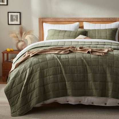 Cotton Waffle Quilt Set - Cal King 118x106 Olive Green, 3 Piece All-Season Bedding