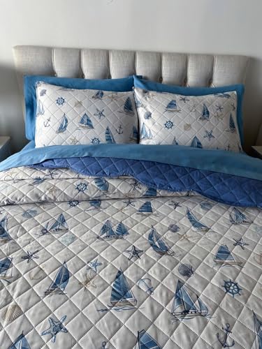BrylaneHome Scalloped Hem Bedspread - White Seashells Queen Variation