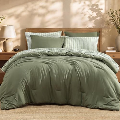 Queen Comforter Set with Sheets - Alpine Green, 7 Pieces Recycled Bedding