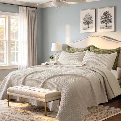 Velvet Queen Size Quilt Set 90x98 Inches Bedding with 2 Pillowcases Beige