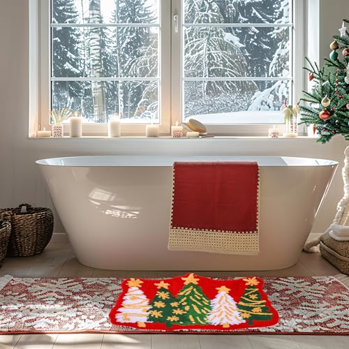 Christmas Bath Mat with Tree Pattern Non-Slip Microfiber Rug - Red Green White