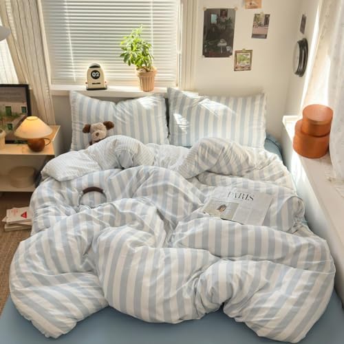 Queen Reversible Striped Comforter Set - Light Blue Bedding