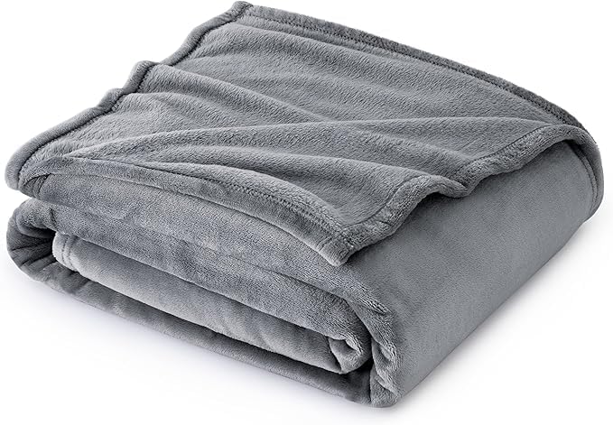 Skiennix Fleece King Size Blanket - Soft Lightweight Plush Cozy Microfiber in Light Blue (39.4" × 59.1")