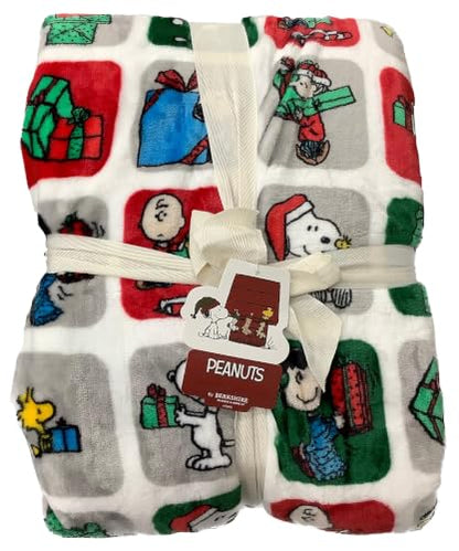 Peanuts Gang Christmas Velvet Plush Throw Blanket - Snoopy, 50x70 Inches