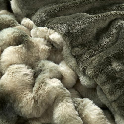 Queen Coma Inducer Snowball Bunny Comforter Set - Oversized Green