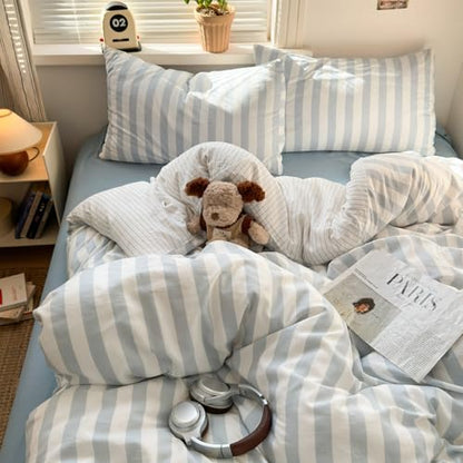 Queen Reversible Striped Comforter Set - Light Blue Bedding
