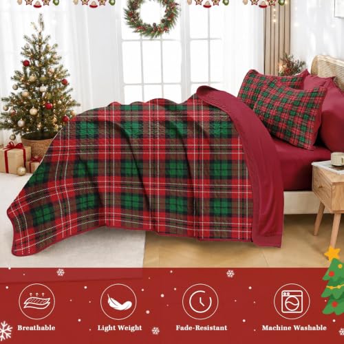 Queen Christmas Quilt Set with Plaid Pattern - 7 Pieces Red Green Bedding - Holiday Bedspread