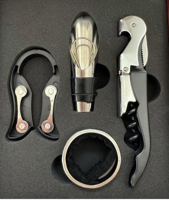 Wine Opener Gift Set with Chess Board – Elegant Wine Accessories Kit for Entertaining, Perfect for Wine Lovers, Hosts, and Unique Gifts