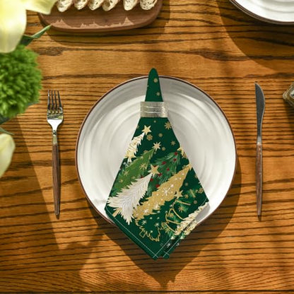 18 x 18 Inch Green Cloth Napkins Set of 4 - Reusable Holiday Table Decor