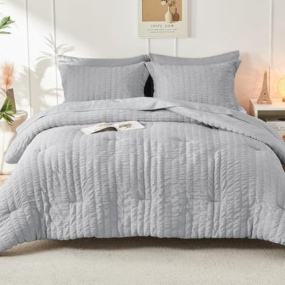 HYMOKEGE Light Green Twin Comforter Set Seersucker 5 Pieces, All Season Luxury Bed in a Bag for Bedroom, Bedding Set with Comforters, Sheets, Pillowcase & Shams