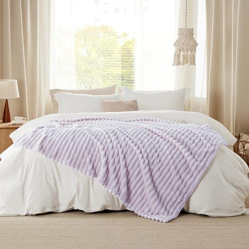 Bedsure GentleSoft Light Brown Full Blanket for Couch - Cozy Soft Blankets for Women, Cute Small Fleece Throws for Girls, Birthday Gifts for Women Decor Gifts for Mom, 84x90 Inches