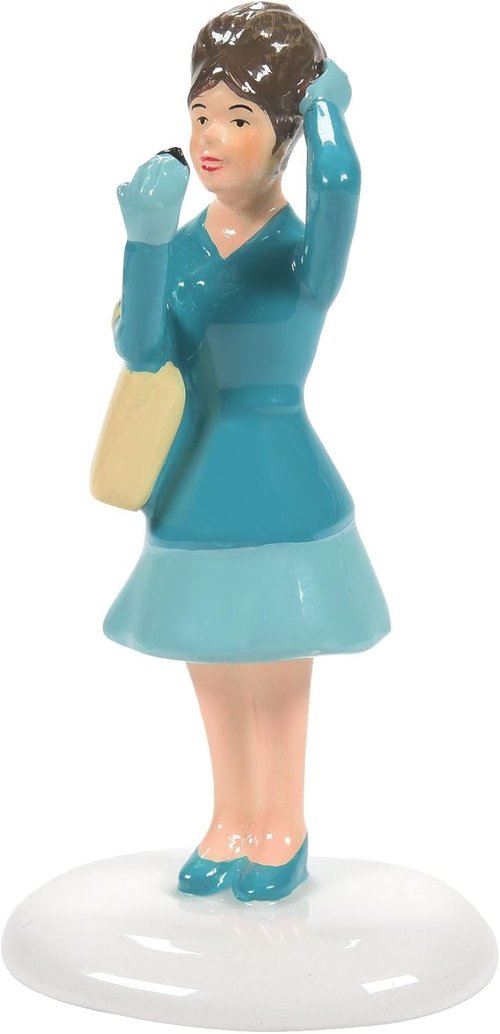 Department 56 Snow Village Figurine - Ready for The Weekend | 3.58 Inch, Multicolor Decor