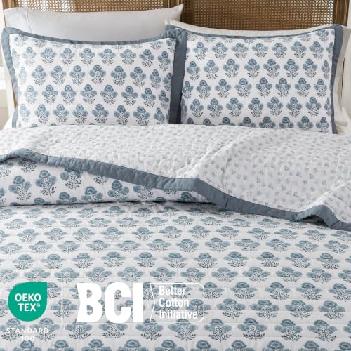 Reversible Cotton King Size Quilt Blue & White Patchwork 106x96