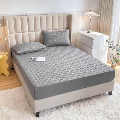 Waterproof Mattress Protector 90x200cm - Dustproof, Urine & Water Resistant Cover