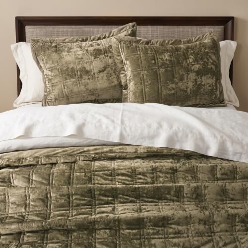 Oversized Super King Velvet Quilt Set 128x120 Inches - Olive Green - Luxury Bedding