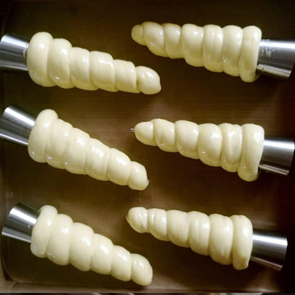 Skiennix Baking Cones - 6-Pack Stainless Steel Spiral Croissant Tubes | 5.5 Inch Dessert Molds