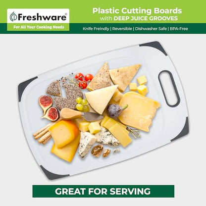 Plastic Cutting Boards for Kitchen, Cutting Board Set of 3, Juice Grooves with Easy Grip Handle, BPA-Free, Non-Porous, Dishwasher Safe, White