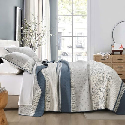 Oversized Cotton King Quilt Set with Botanical Stripe Design - Moonlight Blue/Gray/Off White, 106"x118"