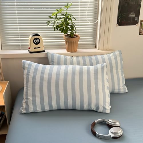 Queen Reversible Striped Comforter Set - Light Blue Bedding
