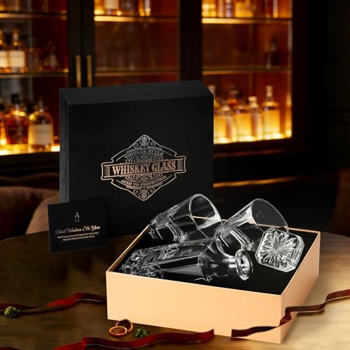 Personalized Whiskey Decanter Set with 2 Glasses S - Custom Engraved Spirits Gift