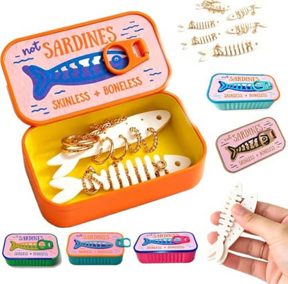 Travel Jewelry Case with Fishbone Chain Holder and Fish-Shaped Slots