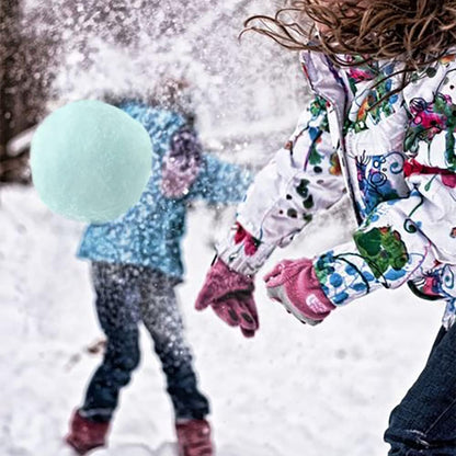 Skiennix 30 Pack Snow Fighting Balls - Plush Indoor Christmas Snowballs for Fun Playtime Decor