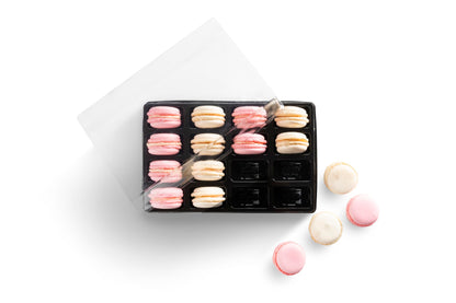 Pastry Chef's Boutique - Clear and Black Base Plastic French Macarons Small Gift Display Boxes - Holds 16 Macarons - Cavity Size 1.76'' x 1'' - Pack of 12