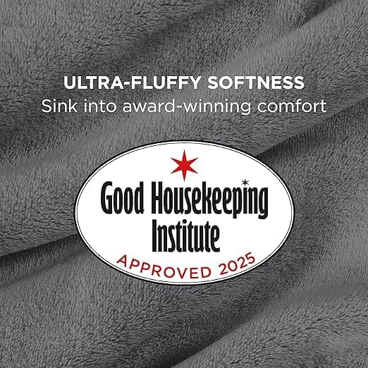 Skiennix Fleece King Size Blanket - Soft Lightweight Plush Cozy Microfiber in Light Blue (39.4" × 59.1")
