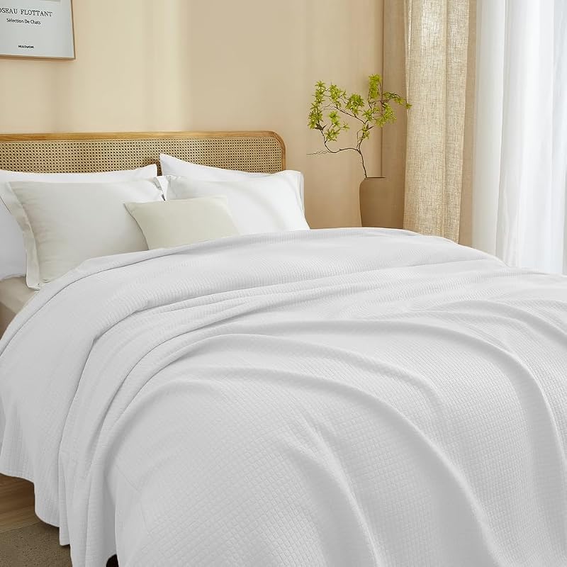 Queen Cotton Blend Jersey Knit Quilted Blanket - White, 90x90 Inches
